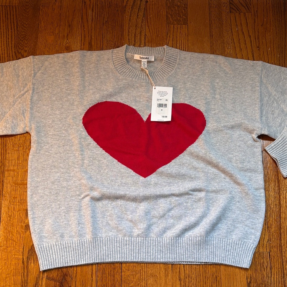 Splendid Gray Sweater with Red Heart